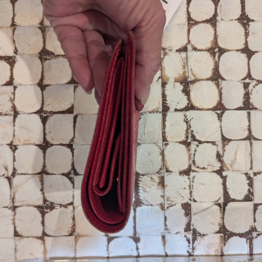 LV small Red Epi wallet - Picture 8 of 11